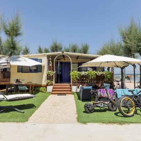 Mobile In With Private Garden